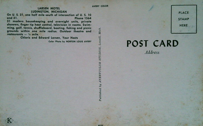 Nova Motel (Larsens Tourist Court) - Old Postcard (newer photo)